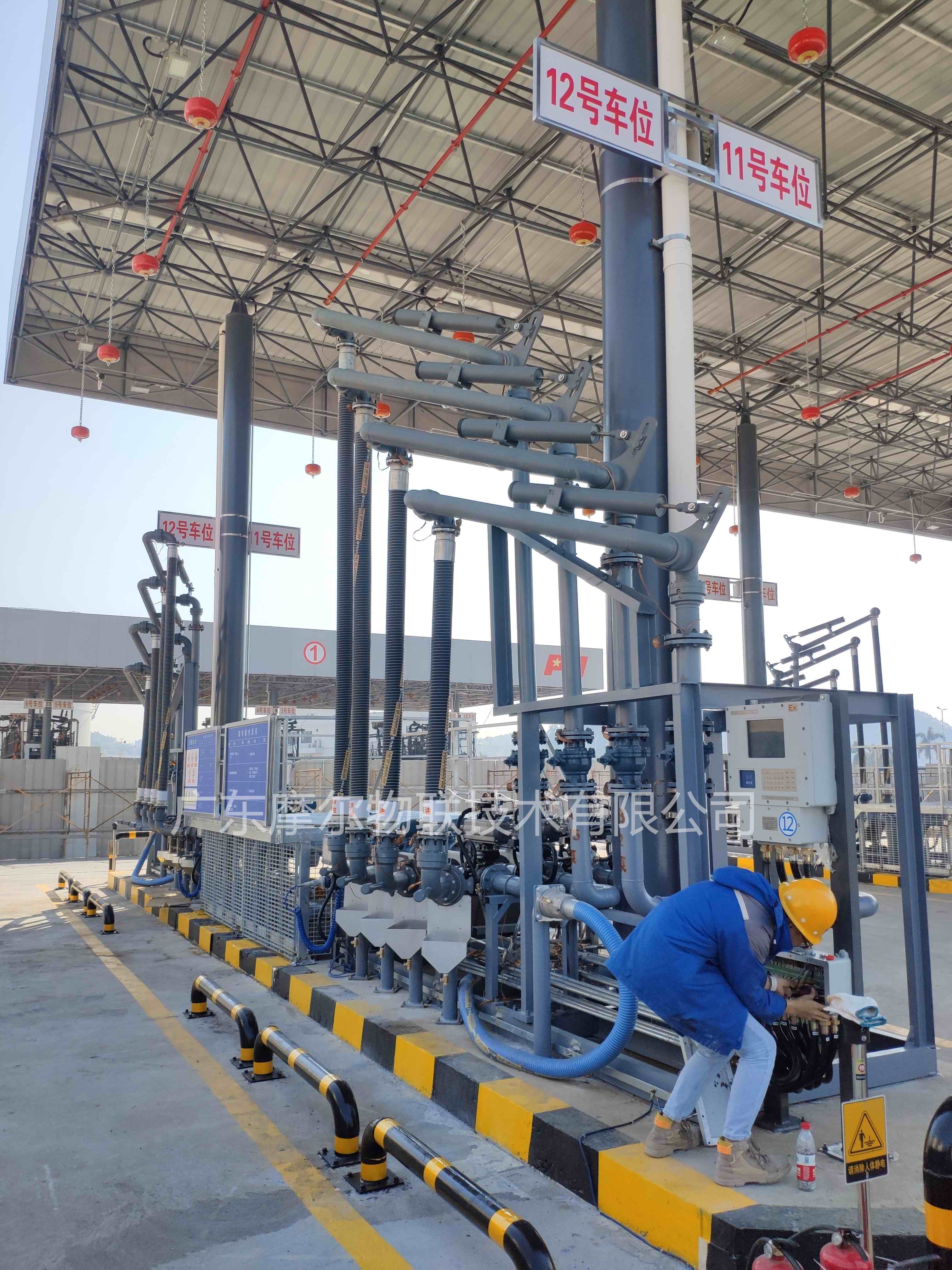 工程安装(图6) 工程安装(图6)