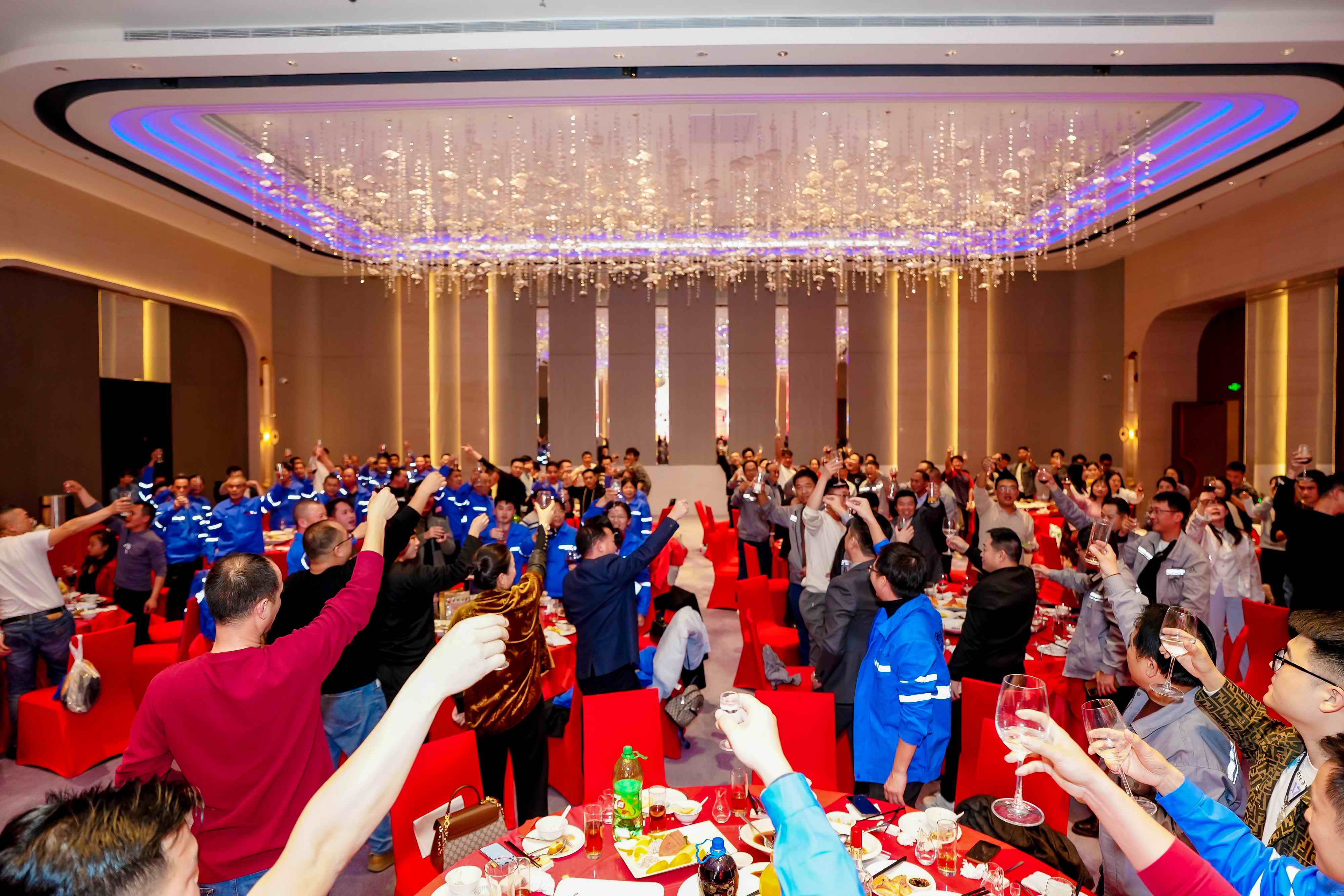 【蛇跃新程 ｜创赢未来】2025年会盛典(图20)